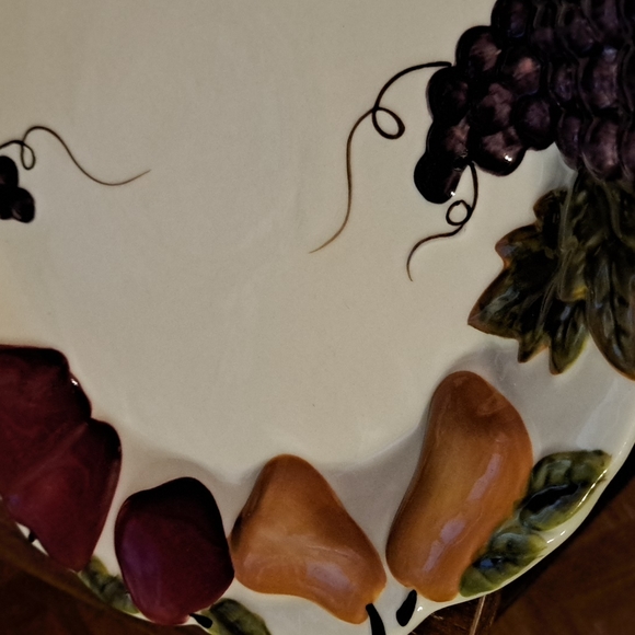 2 Celebrating HOME stoneware collection dinner plates - Picture 3 of 8